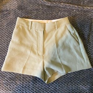 Aritzia Wilfred Anthem Short 3” Size 2